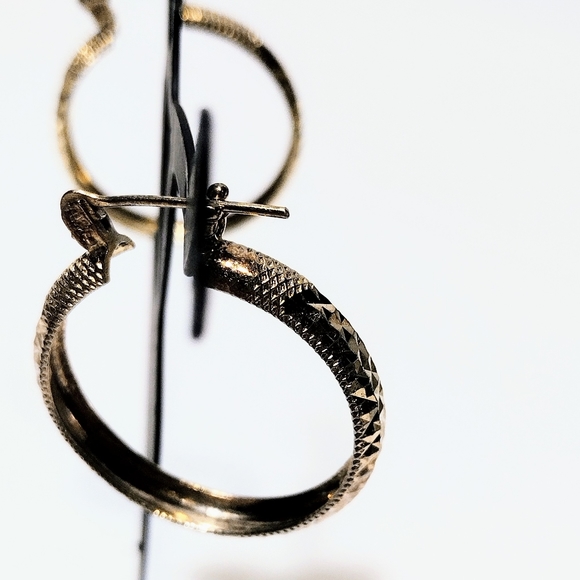 Turkish Yellow Gold Over Sterling Silver Diamond Cut Pattern Hoop Earrings - Picture 10 of 13